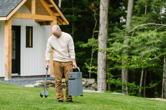 How to Pick Up Dog Poop in 5 Steps (Expert Tips)